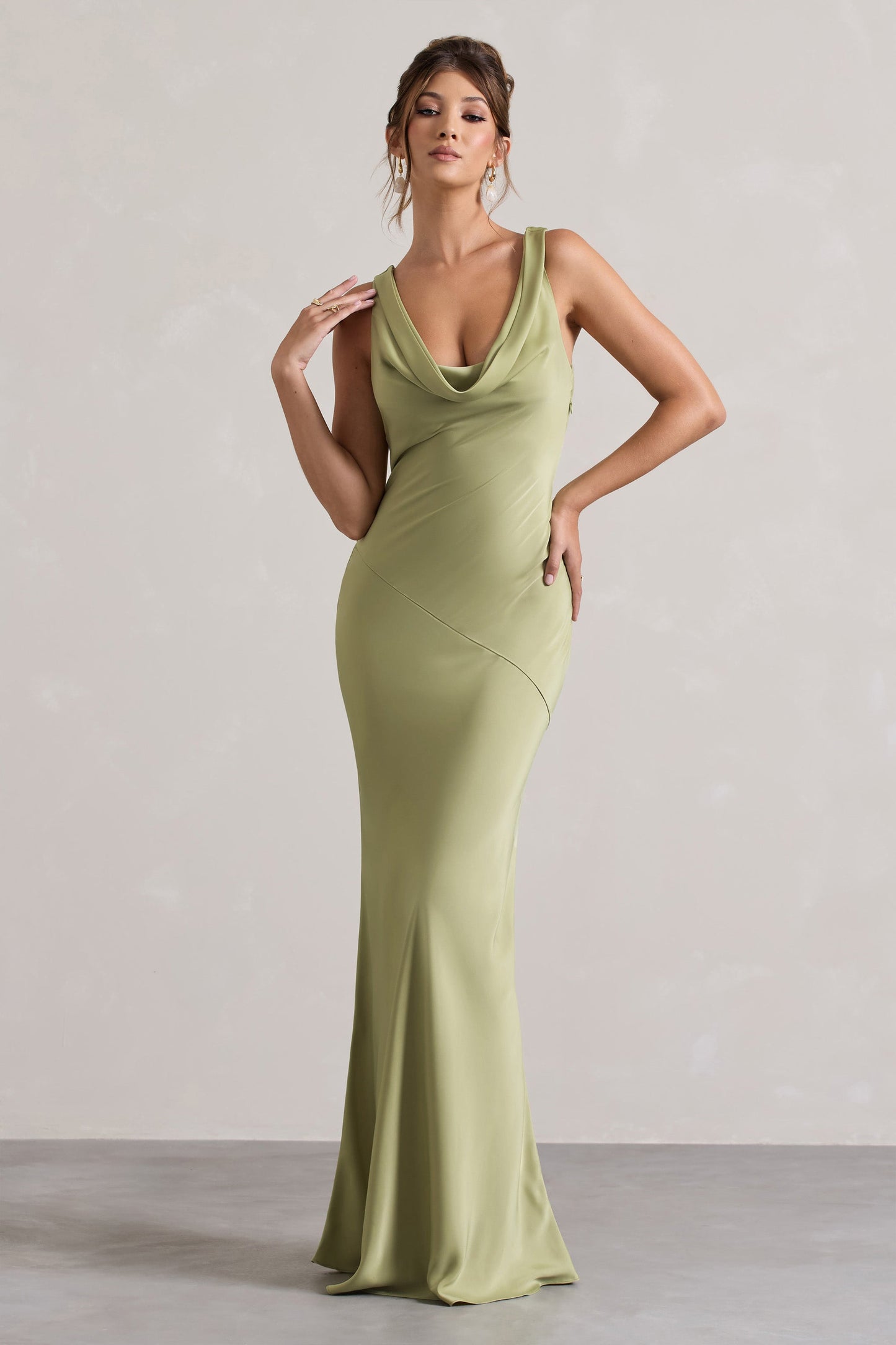 LENA | Minimalistisches Maxikleid mit drapiertem Ausschnitt