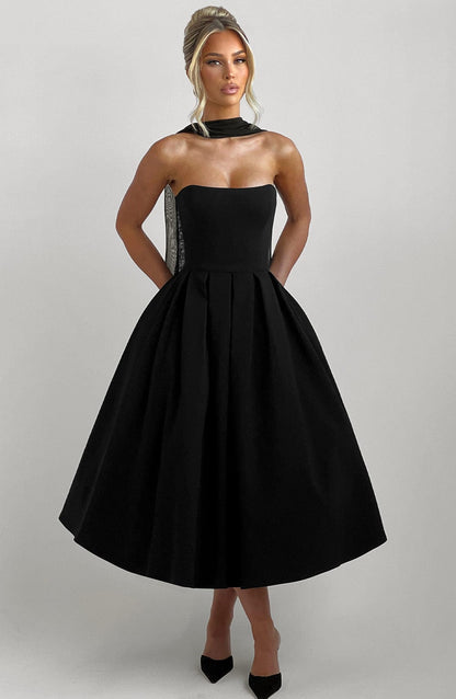 LAILA-MARIE | Curve Torch Midi-Kleid