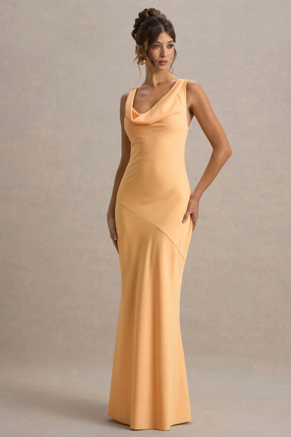LENA | Minimalistisches Maxikleid mit drapiertem Ausschnitt