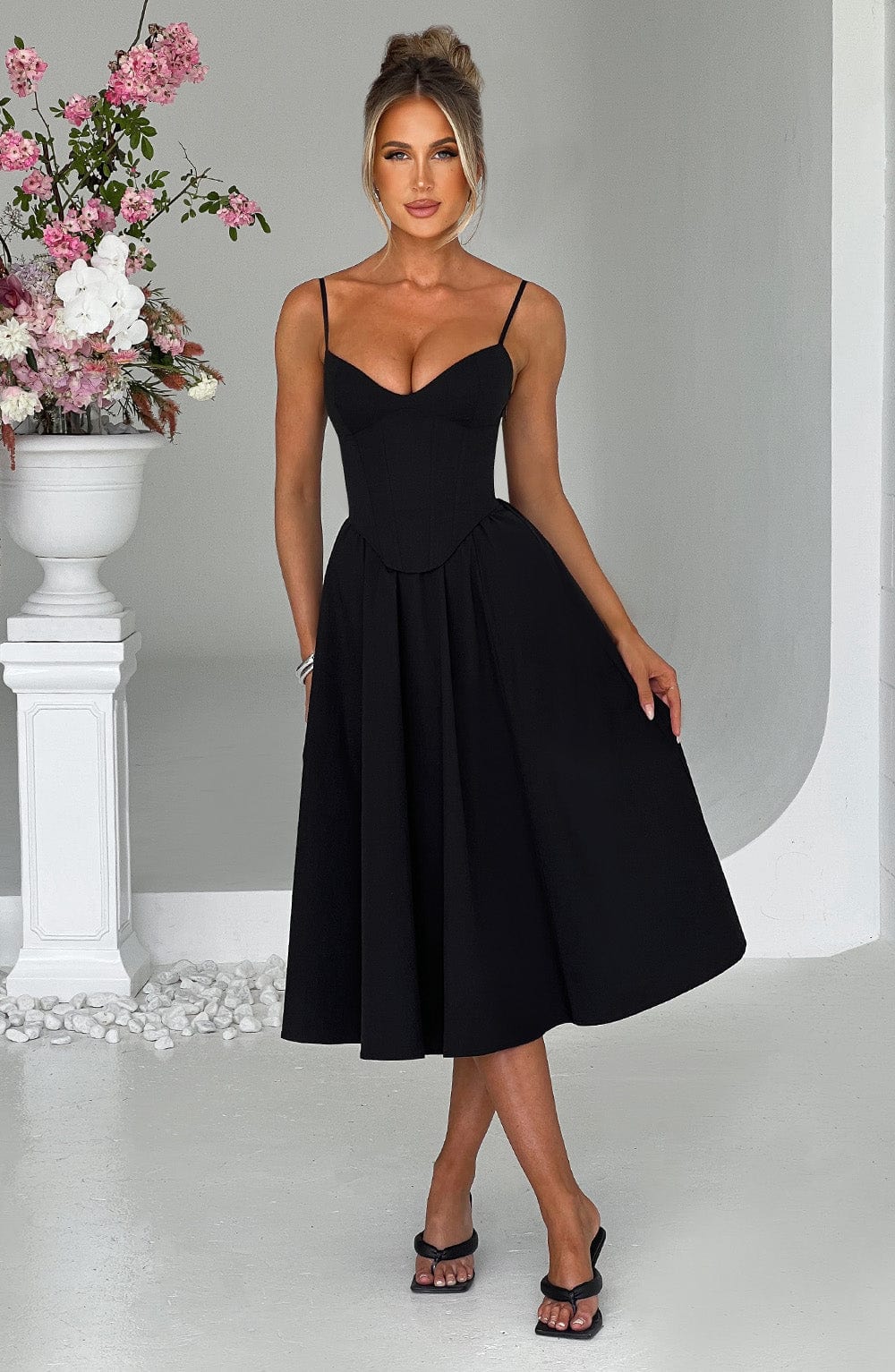 MAILEEN | Elegantes Midikleid im Korsett-Stil